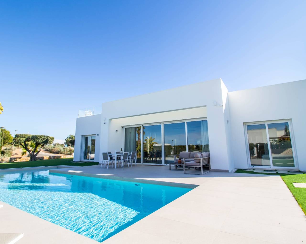 Detached villa · Nearly New · Campoamor · Las Colinas golf and country club