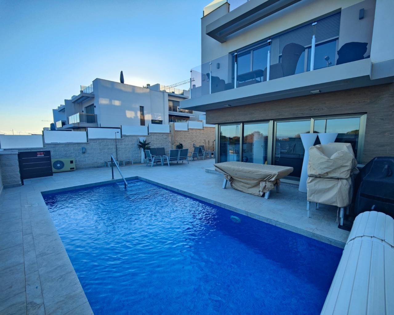 Detached villa · New Build · Villamartin · Costa Blanca South