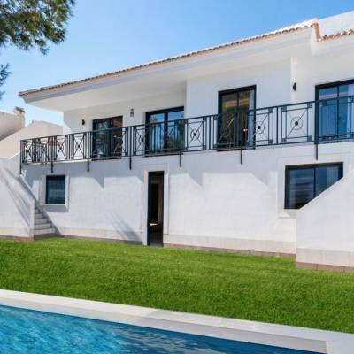 No podría recomendar más a Paul en la compra de nuestra nueva Villa.