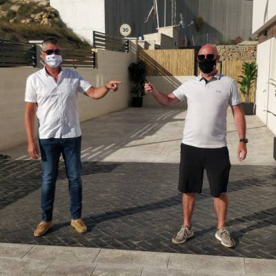 Steve y Paul son el equipo para hacer esto.